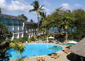 The Travellers Beach Hotel